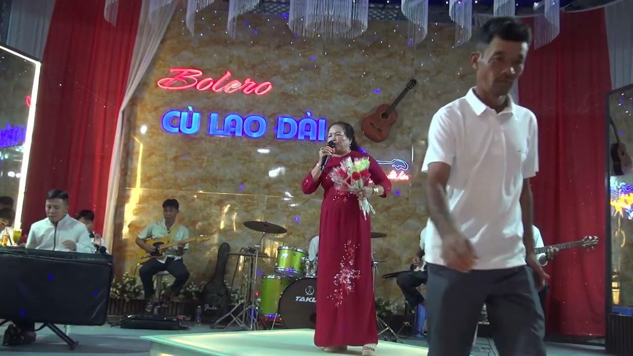 Ca Khúc Câu Chuyện Đầu Năm - TB: Chị Bông