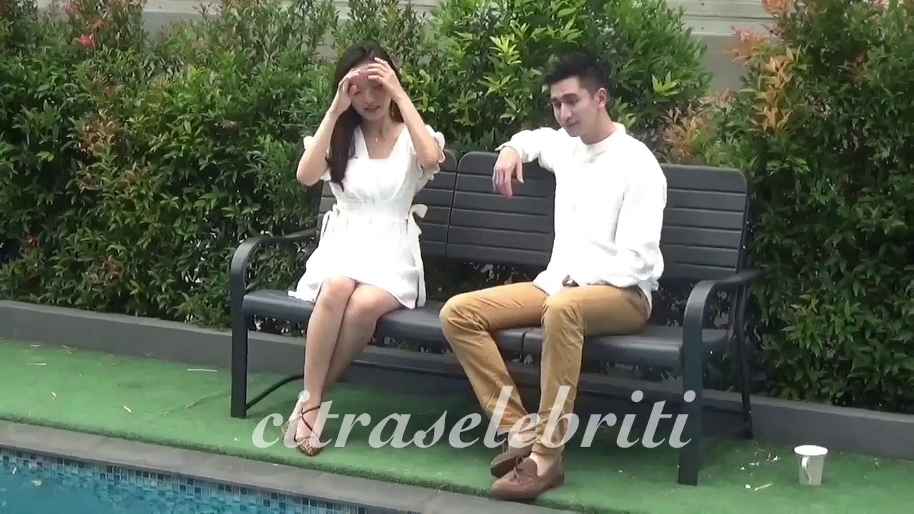 Dikabarkan putus, Verrel Bramasta terlihat mesra dengan Natasha Wilona