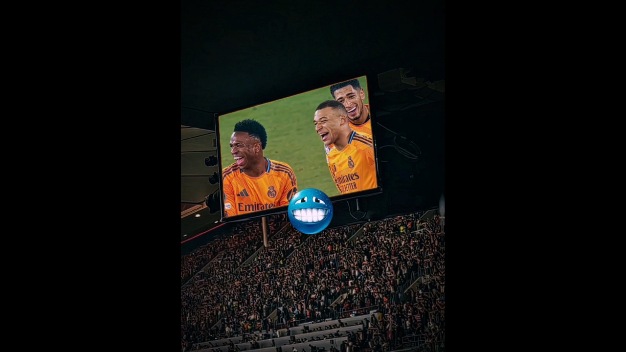 Atletico madrid fans girl vs real Madrid