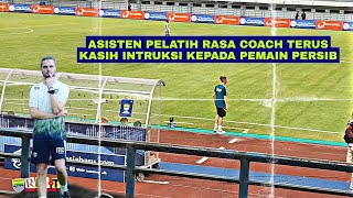 AKSI MANUEL CASCALLANA DI GBLA TIADA HENTI MENYEMANGATI TEAM PERSIB🔵🙌