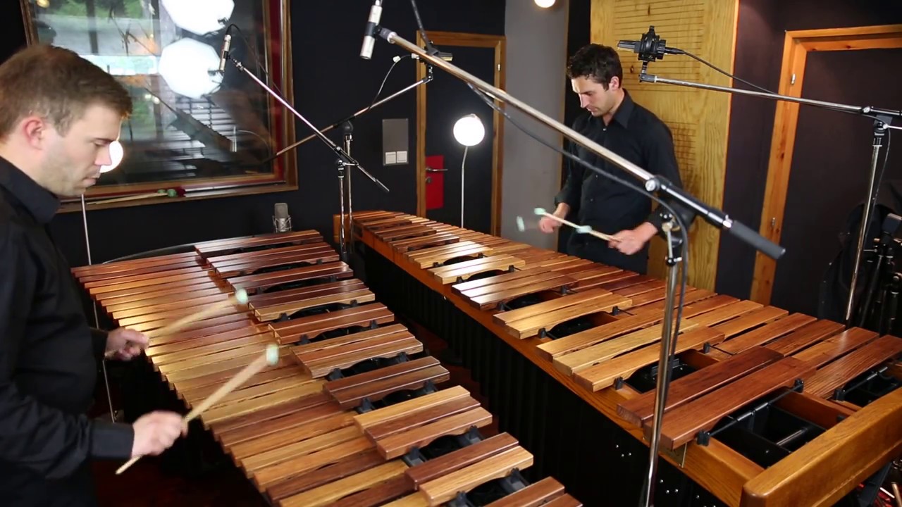 Nagoya Marimbas (Steve Reich) performed by Inverse Percussion Project
