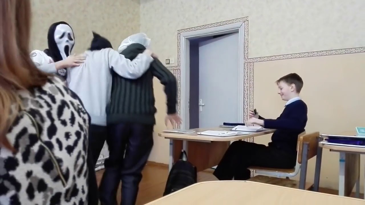 бывший уходит из школы