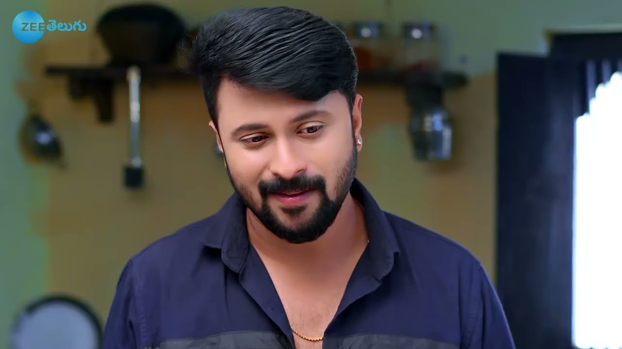 Inti Guttu - ఇంటి గుట్టు - Telugu Serial - EP - 424 - Meena Vasu, Nisha Gowda - Zee Telugu