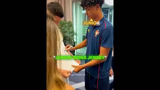 Ronaldo &amp; Junior Have The Same Signiture…🤯🔥