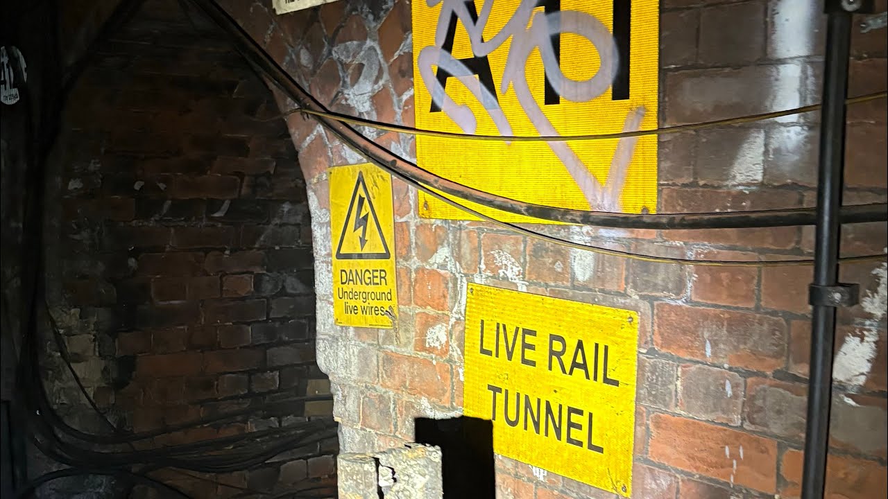 standedge tunnel 