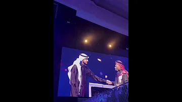 محمد عبده يمازح عايض على خشبة المسرح Shorts ترند السعودية 