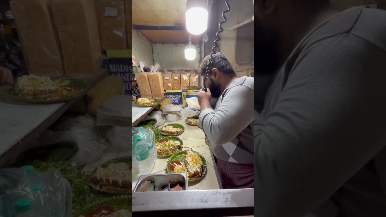 Crazy Viral Madhuram Sandwich of Indore 