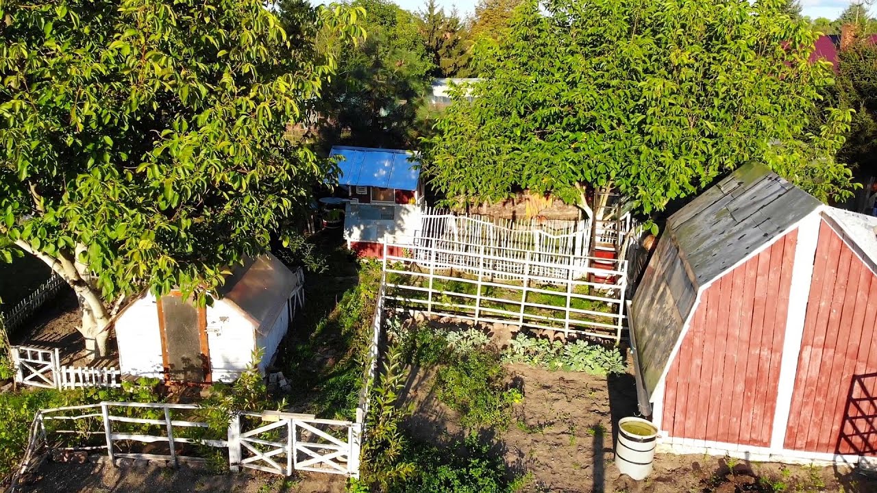 Dzień z życia rolnika S04E47 - farma z drona, sprzątanie kurnika, uszczelnianie na zimę