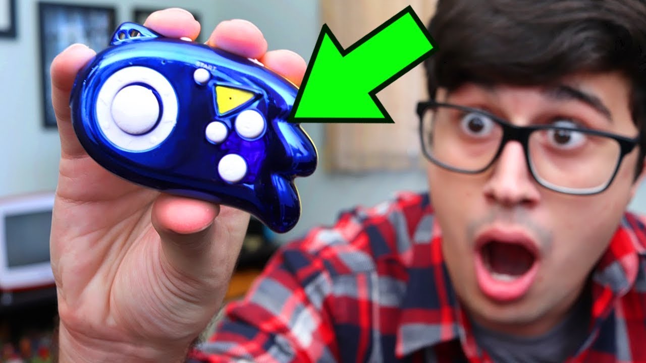 COMPREI O MENOR VÍDEO GAME DO MUNDO