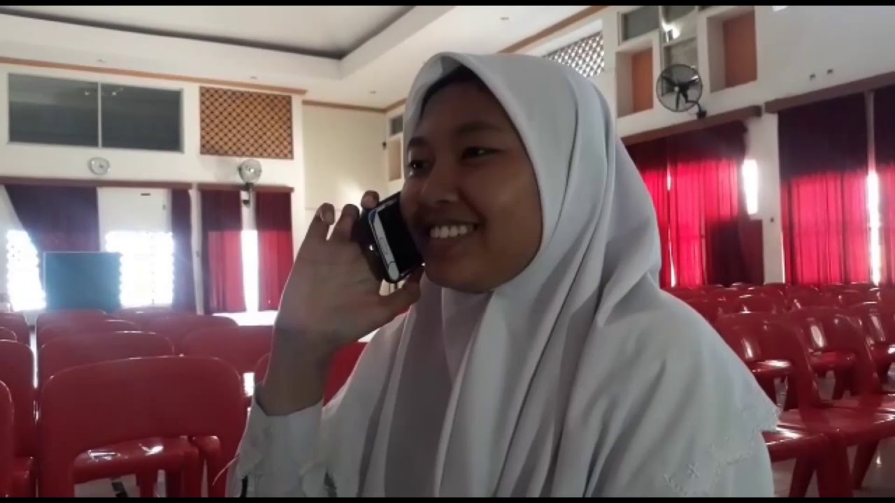 Handling Telephone Messages (By : Vicky Hermawan XI TEDK 3 & hidayah XI TEDK 2)