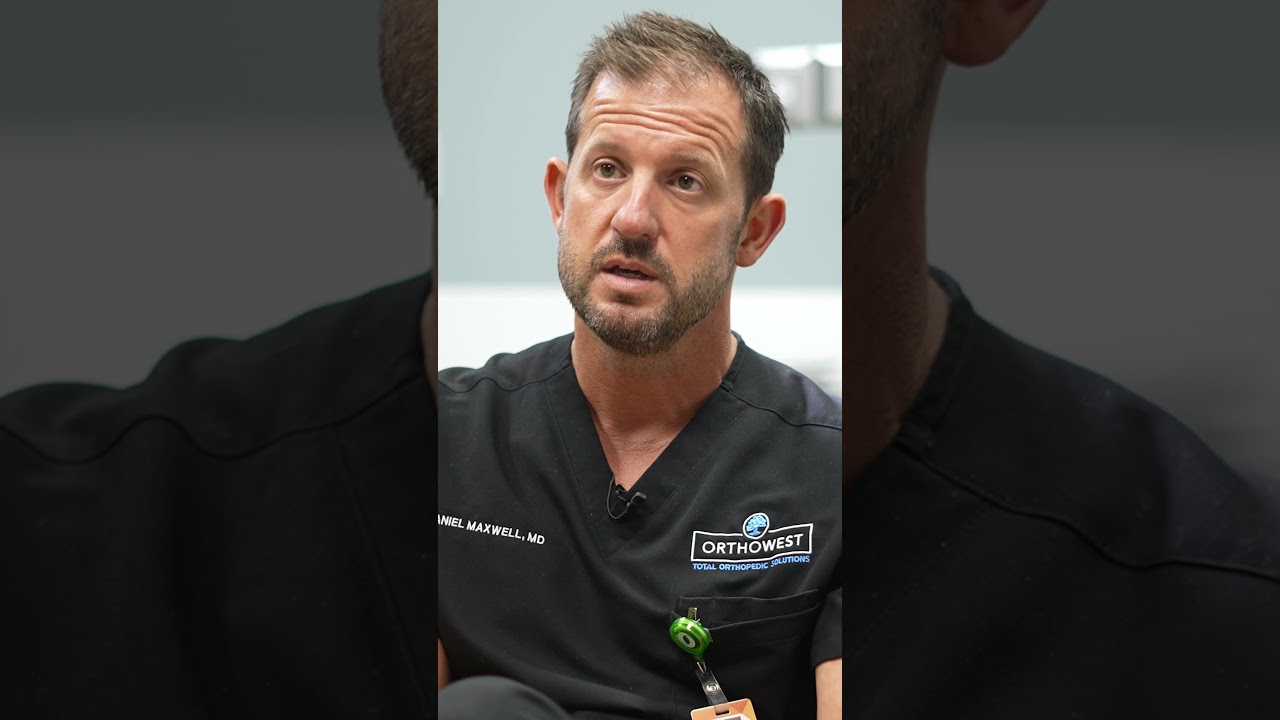 Thumbnail for video: What should a patient expect during an orthopedic visit?