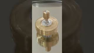 Red Ruby tip Vorso spin top, aptly played to the kick ass "This Wheel's On Fire" (Incendiary remix)