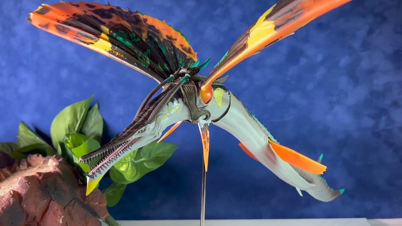 McFarlane Toys Avatar 2 The Way of Water Large Skimwing figure review