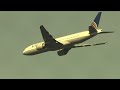 United Airlines flight UA949 Boeing 777 on Final to SFO