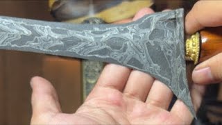 Pemaharan dan lelang pusaka Galeri Sang Pamor