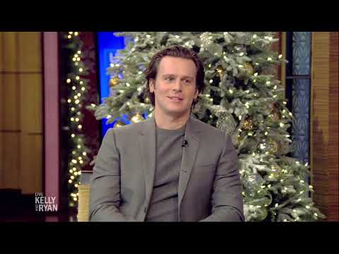 Jonathan Groff Is a Funcle