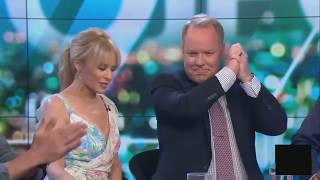 Kylie Minogue &amp; Guy Pearce : Interview (The Project 13. 12. 2017)