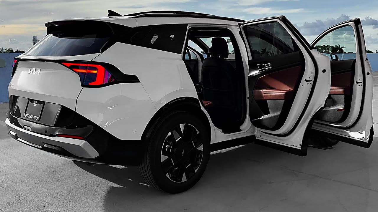 Kia Sportage (2026) - современный и привлекательный внедорожник среднего размера!