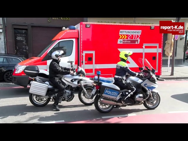 Polizei und Ordnungsamt kontrollieren Falschparker auf  Fahrradschutzstreifen 