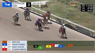 Vidéo de la course PMU CLAIMING 1600M