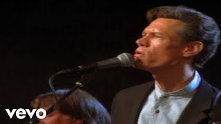 Watch Randy Travis Peace In The Valley video