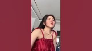 Coba senyum ke bawah