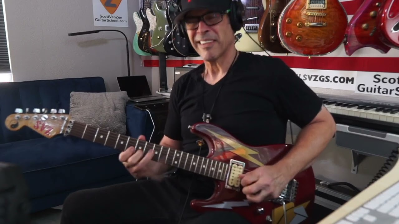 ＶＡＮ ＨＡＬＥＮ Official EVH Mini Guitar Collection Expanded with Fair Warning