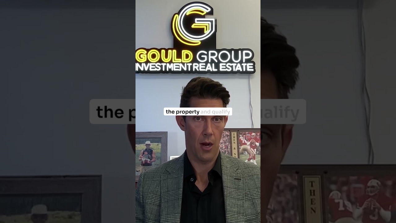 Beginner Investor Hack: Buy a Triplex, Live FREE! 🤯 