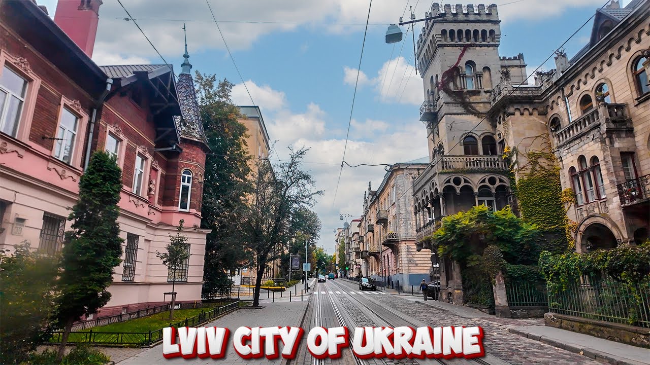 Львів Трамвай №2: Ідеальний Маршрут для Туристів! Вілли, Замки та Центр Міста