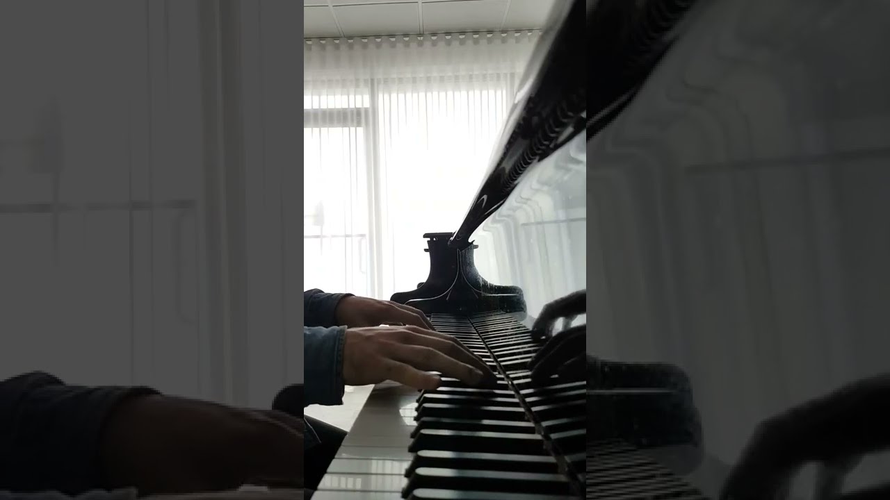 YouTubeでFrancisco Casarotti - The Emerging Lightを視聴 YouTubeでFrancisco Casarotti - The Emerging Lightを視聴
