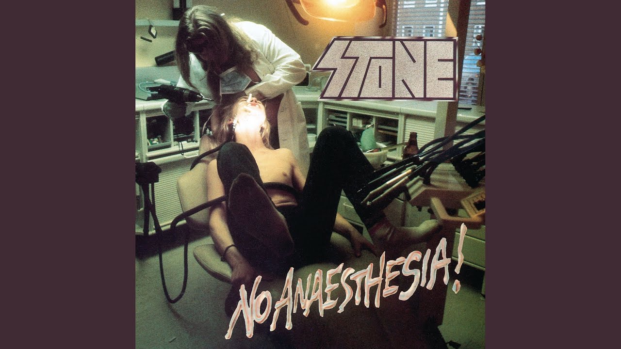 Guarda Empty Corner su YouTube Guarda Empty Corner su YouTube