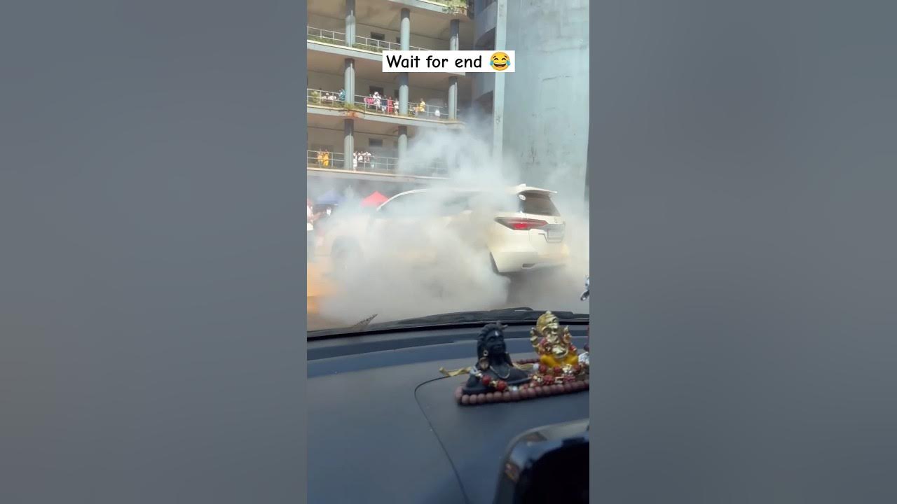 wait for end Tyre fat gaya 😂 moye moye #burnout #moyemoye #shorts