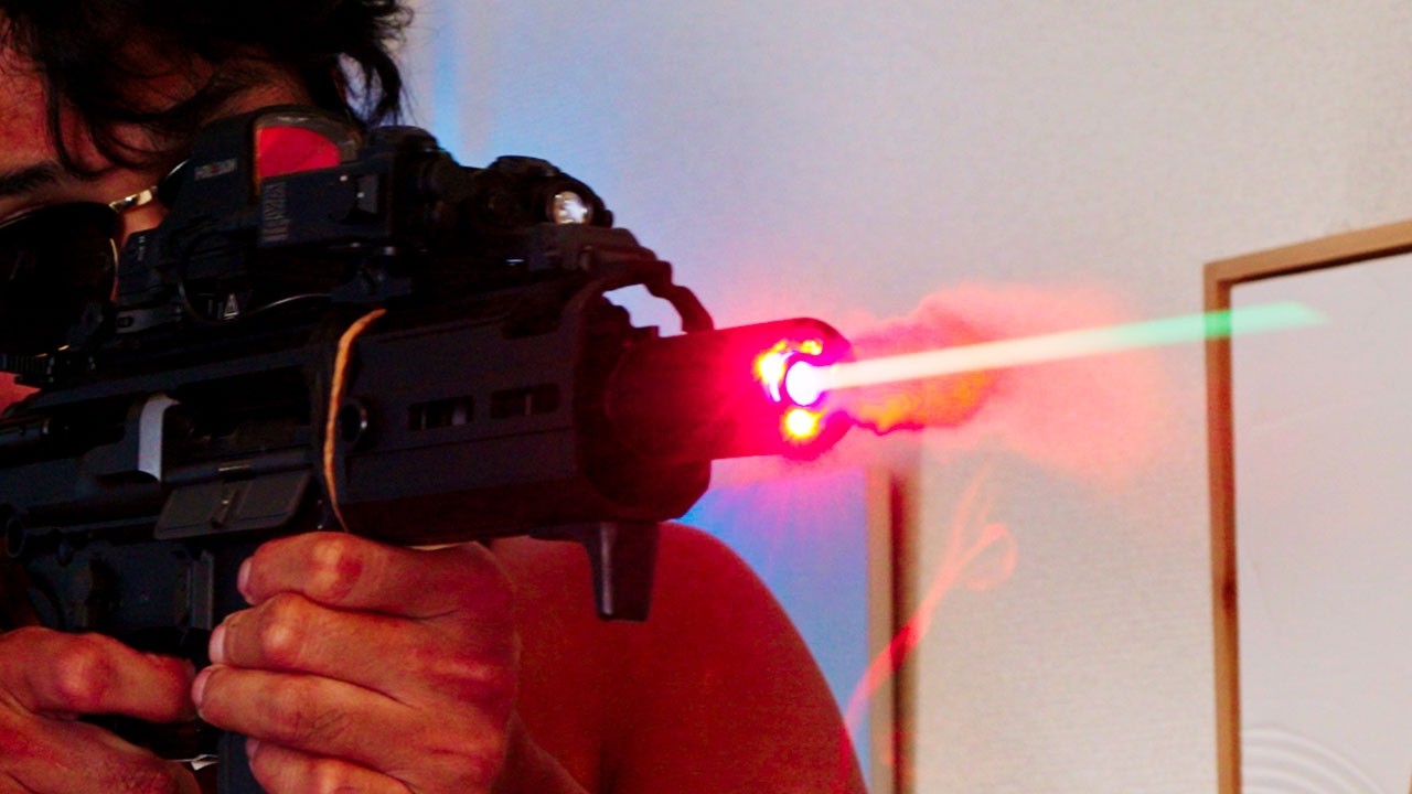 Airsoft's smokiest tracer, just got smaller. (Eshooter Flare Smoky BT Compact Review)