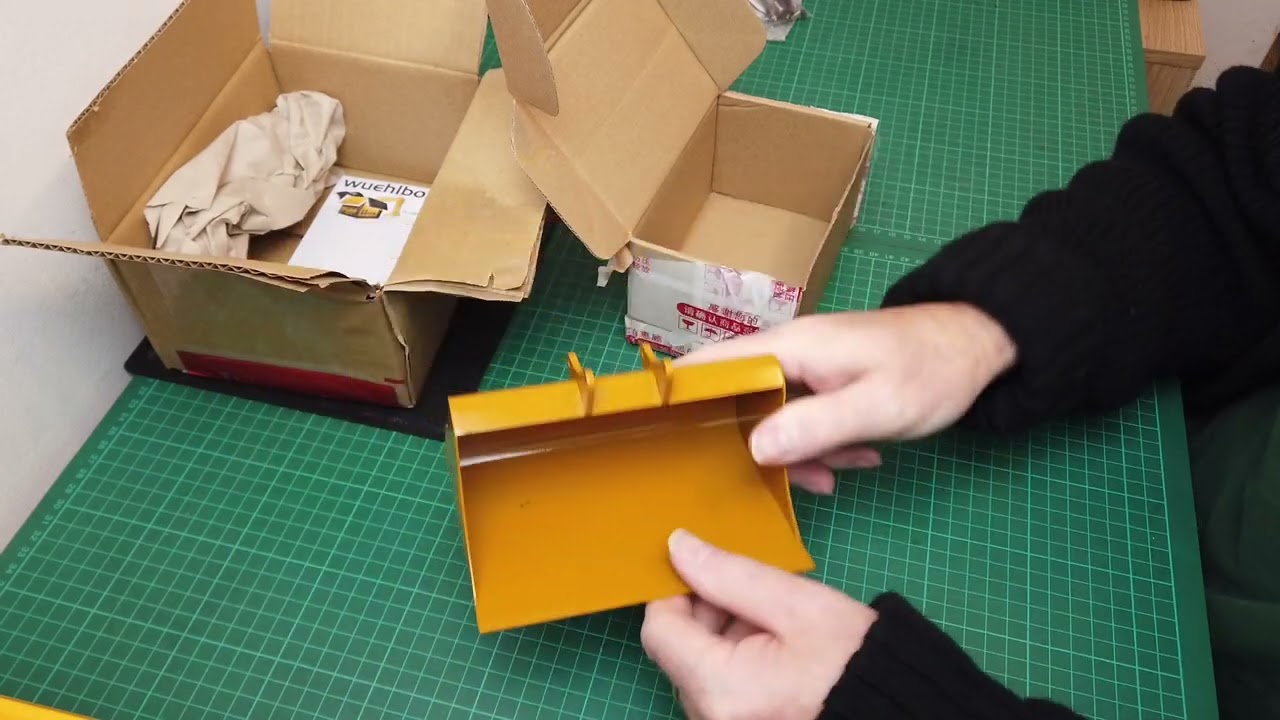 Huina 1580  excavator and front loader, construction upgrades.