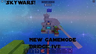 Playing The New Skywars Gamemode! (Bridge Battles)