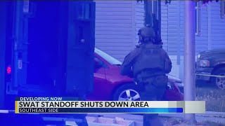 Indiana State Police SWAT team responds to mobile home park in Indy