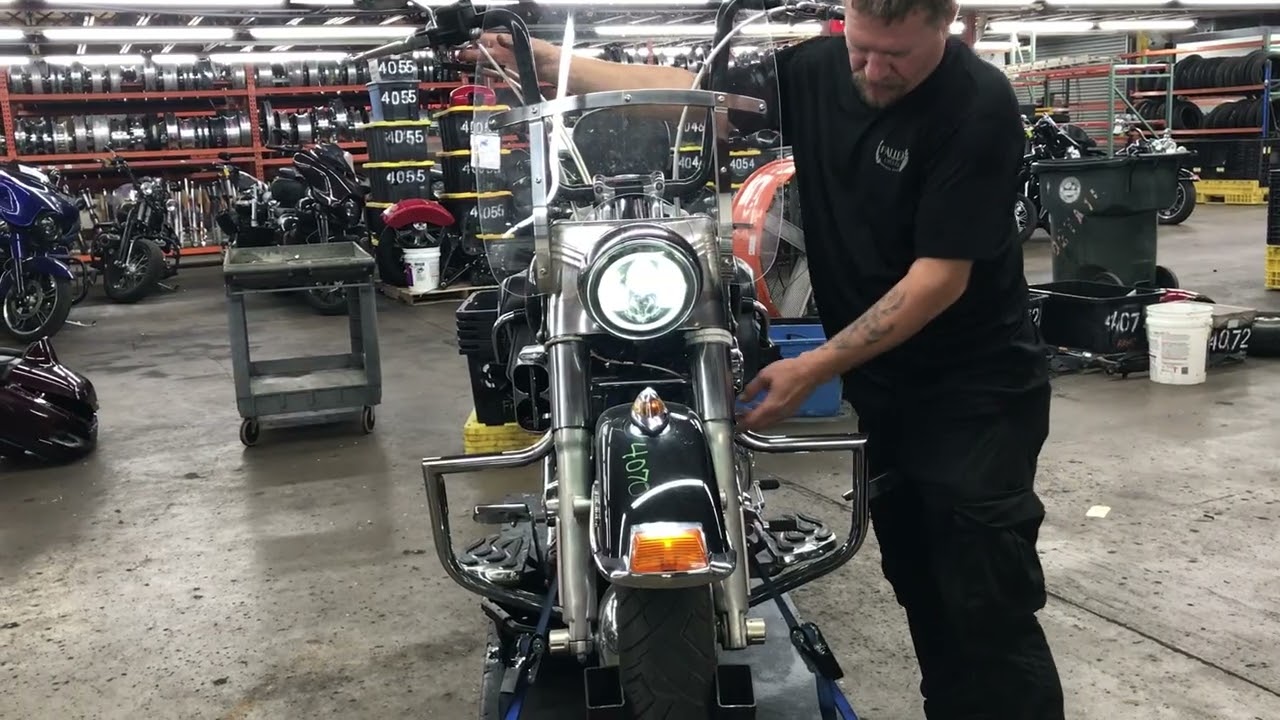 Видео тестирования 4070 — Harley-Davidson Softail Heritage Classic EFI FLSTCI 2006 года (51 628 м...