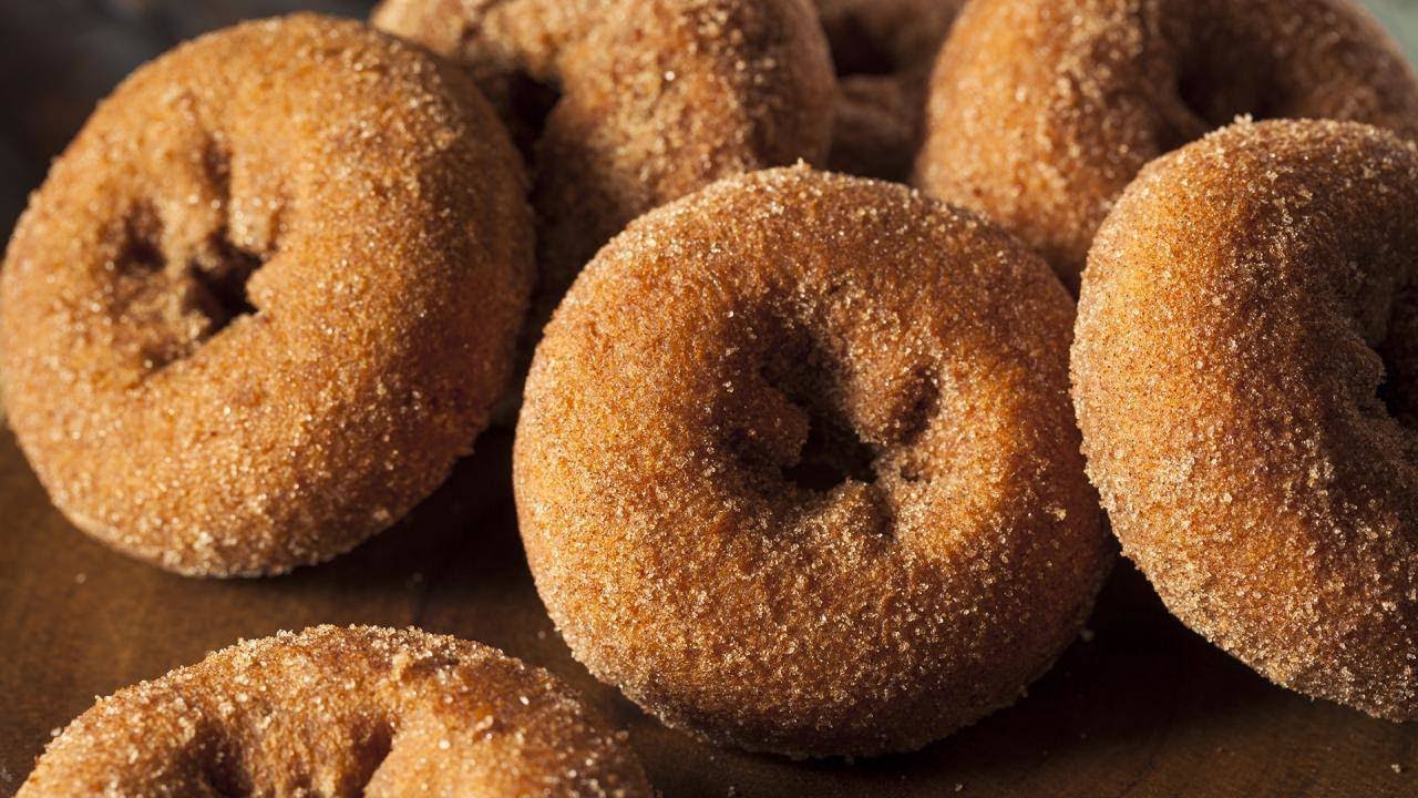 Does Stokes Farm in NJ Make The Best Apple Cider Donuts? | Rachael Ray Show