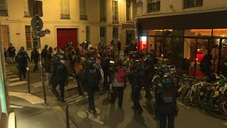 Les manifestants propalestiniens évacuent Sciences Po Paris | AFP Images