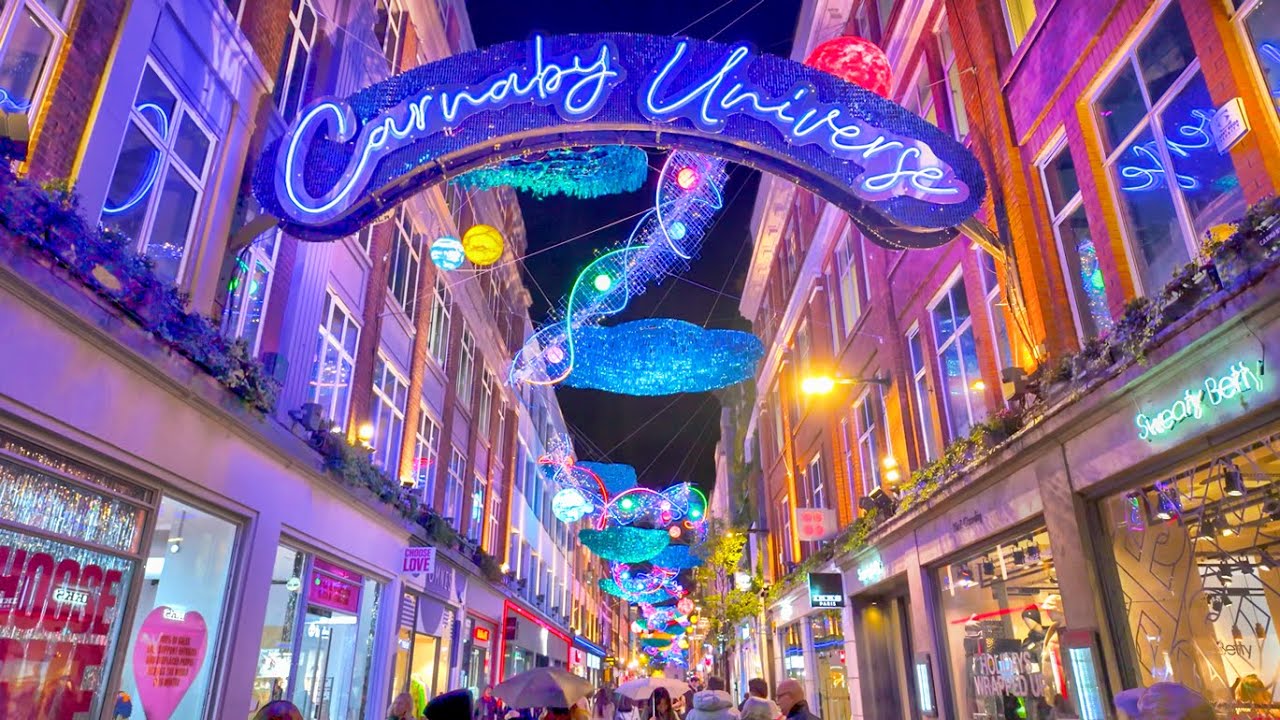 London Oxford Street to Carnaby Street Christmas Lights Walk Tour 2023