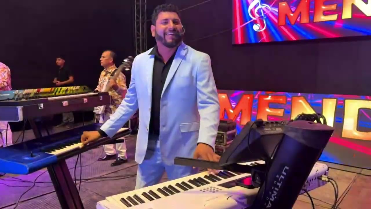 Calixto Mendez en vivo desde Reynosa Tamaulipas #music #musica #huastecaveracruzana 