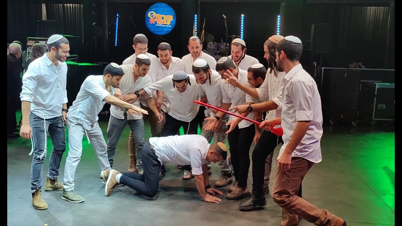 ריקוד חתונה, מחלקה 2 פנאטים, רובאית גדעון, חתונת יהודה והדס לקס