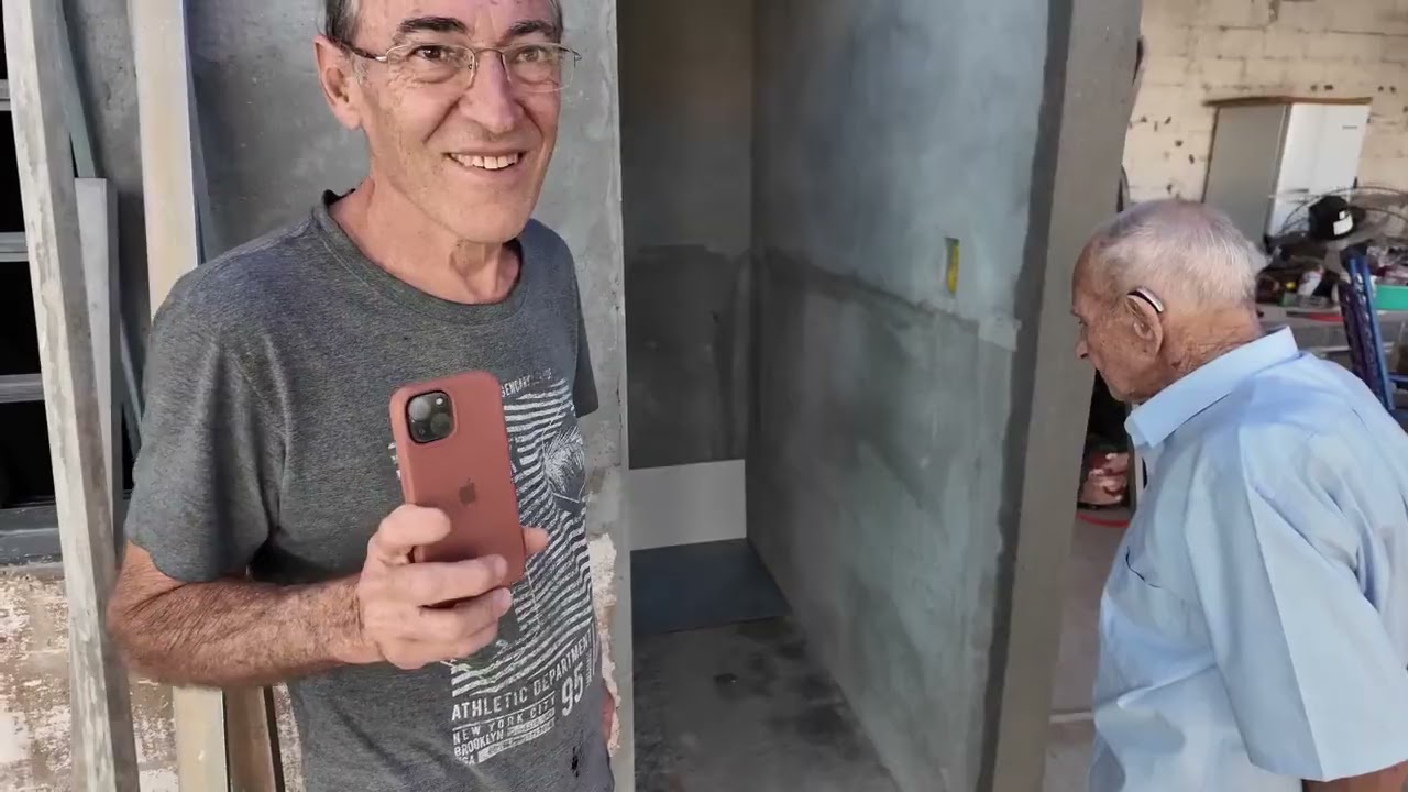 Quem vai ser o nosso mestre de obra para fazer um forno de alvenaria  😍❤