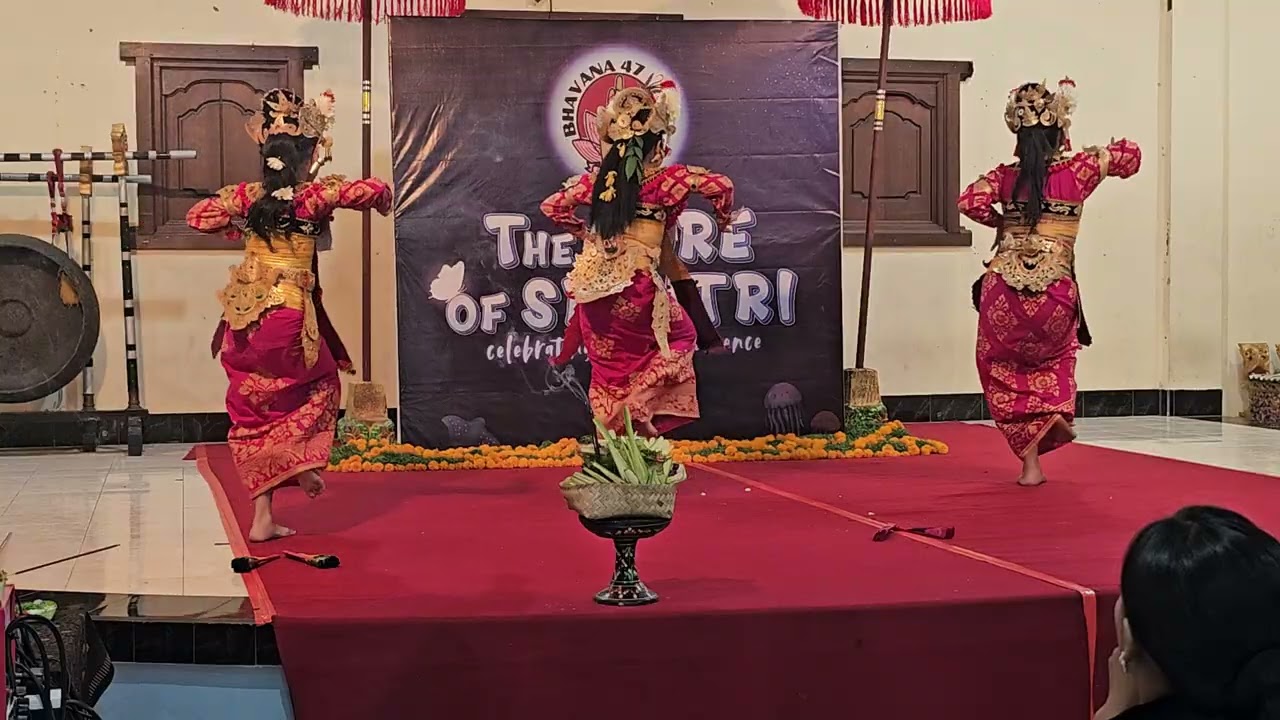 Gek Rayna juara 3 lomba tari condong di SMP Negeri 3 Denpasar #06022026