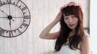 カラーローズのお花の冠　流行の花冠（はなかんむり）フェスや海、イベントで着けて楽しもう　モデル：川口まゆ