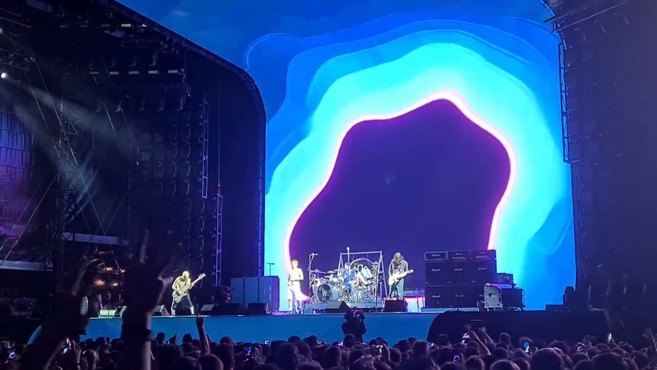 RHCP - It's Only Natural (LIVE DEBUT) - Budapest 2022