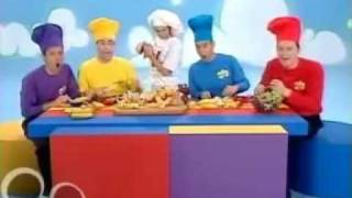Video thumbnail of "The Wiggles - Fruit Salad"