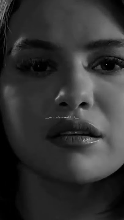 Selena Gomez X Coldplay - Let Somebody Go Full Screen Lyrical WhatsApp Status