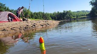 Sandbar Fishing For Giants!!! (the Best Nighttime Catfish Rig)