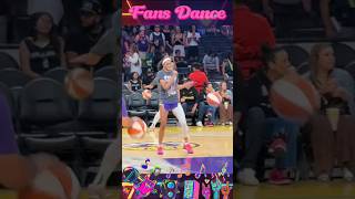 Rae Burrells Bright Smile And Dance With Fans